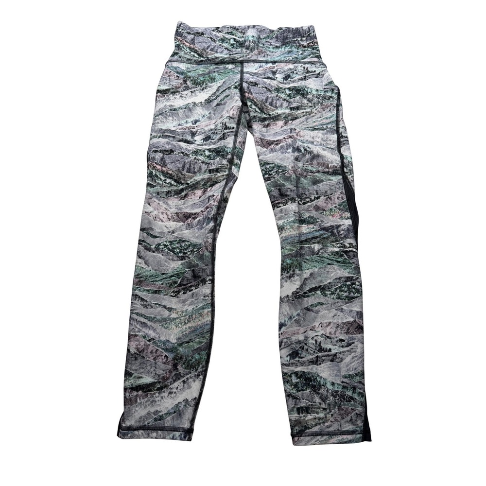 LULULEMON Train Times Leggings Multicolor Mountain Print‎ Women's Size 6 Yoga